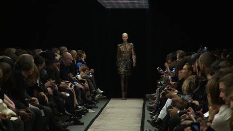 Watch Givenchy Fall 2014 Ready